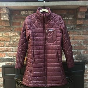 Women’s Patagonia nano puffer parka. Size Medium jacket